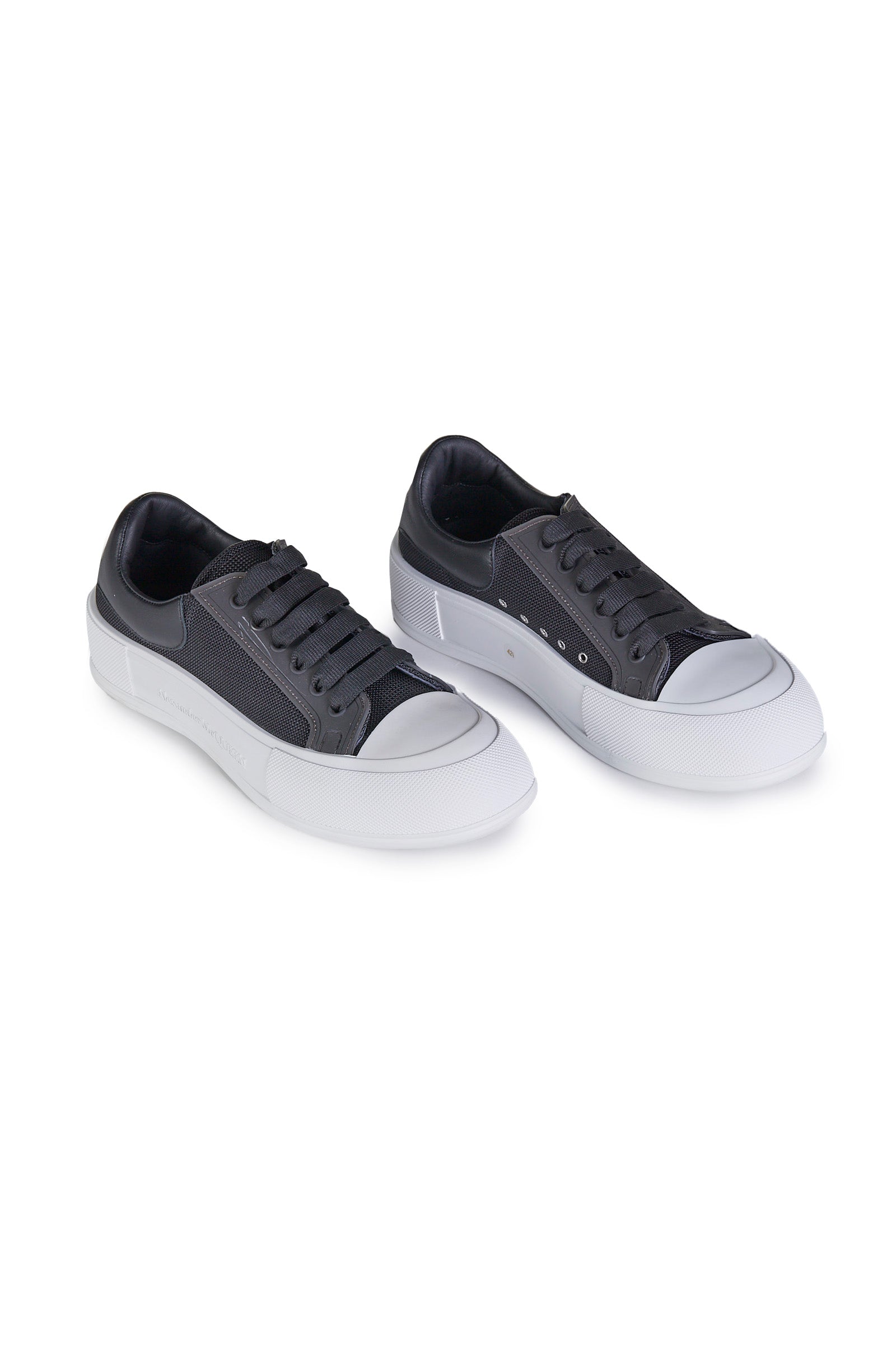 Alexander McQueen Joey Sneakers in Black